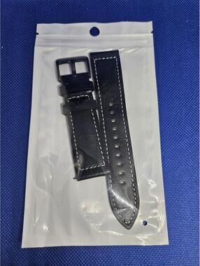NEW - .22mm Leather Watch band - black - new in bag